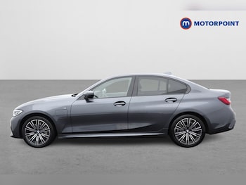 Used BMW 3 Series 2021 for sale - 76961125: Photo