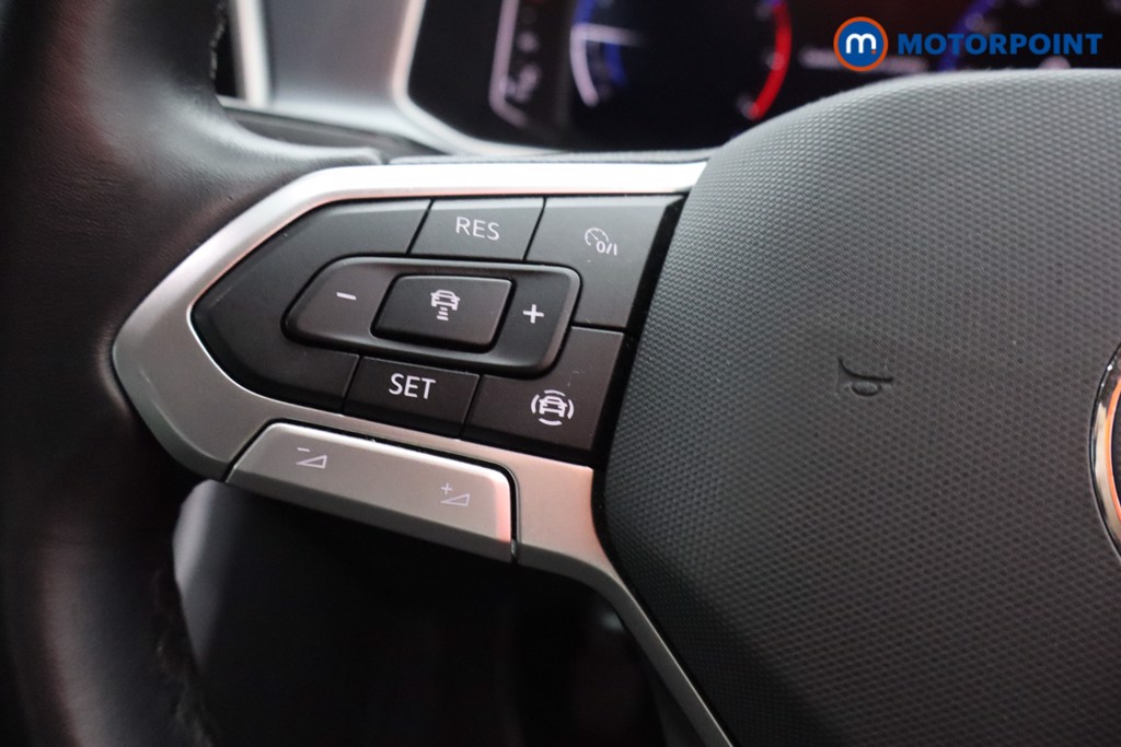 Used Volkswagen T-Roc 2023 for sale - 77152258: Photo 11