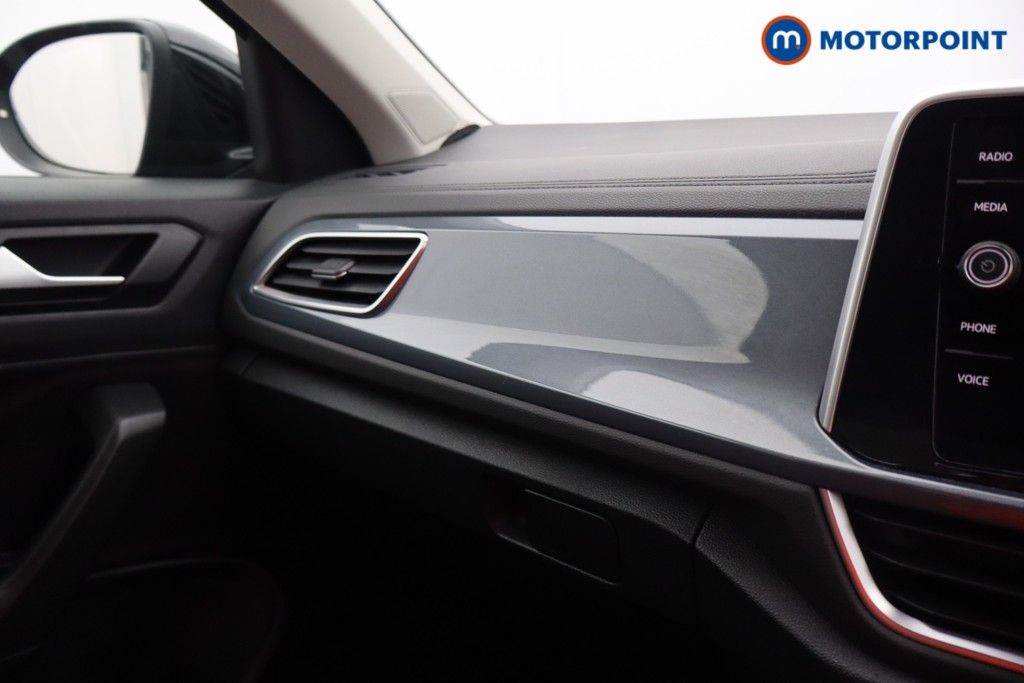 Used Volkswagen T-Roc 2023 for sale - 77152258: Photo 18