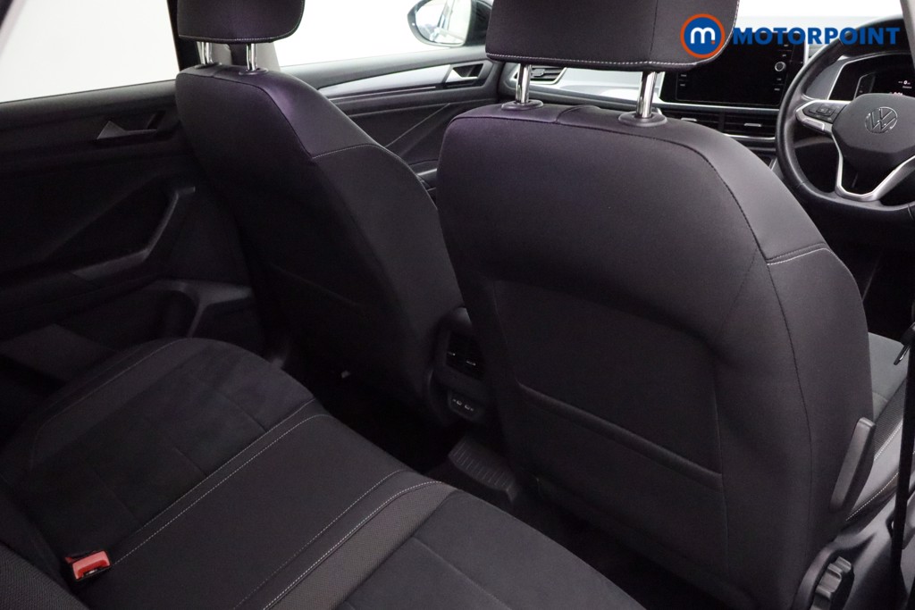 Used Volkswagen T-Roc 2022 for sale - 76984936: Photo 24