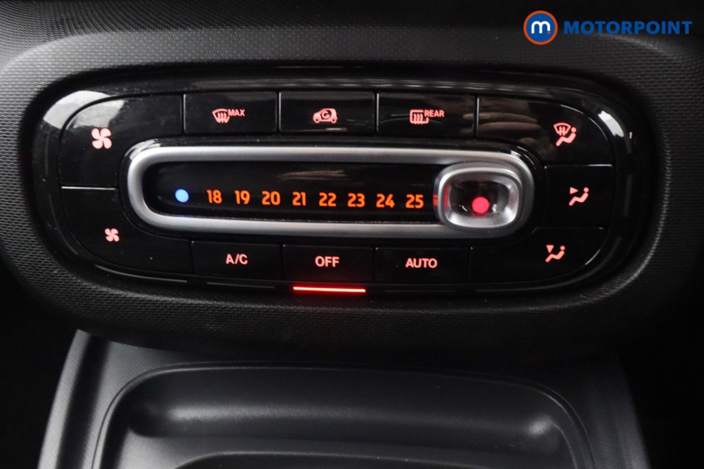 Used smart fortwo 2018 for sale - 76581023: Photo 10