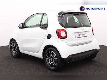 Used smart fortwo 2018 for sale - 76581023: Photo