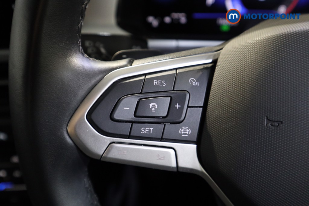 Used Volkswagen T-Roc 2023 for sale - 76819478: Photo 11