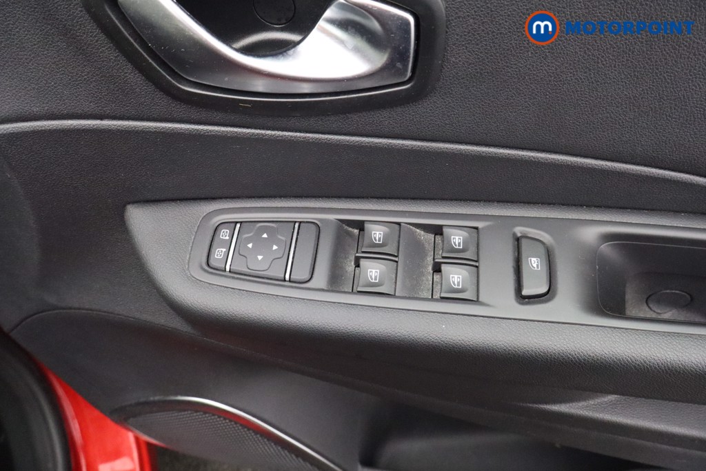 Used Renault Captur 2018 for sale - 77354704: Photo 28