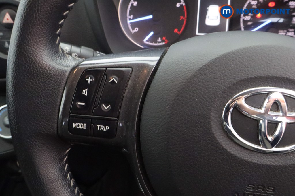 Used Toyota Yaris 2020 for sale - 77432025: Photo 11