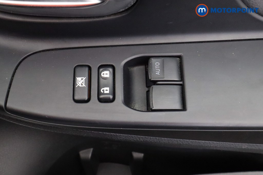 Used Toyota Yaris 2020 for sale - 77432025: Photo 19