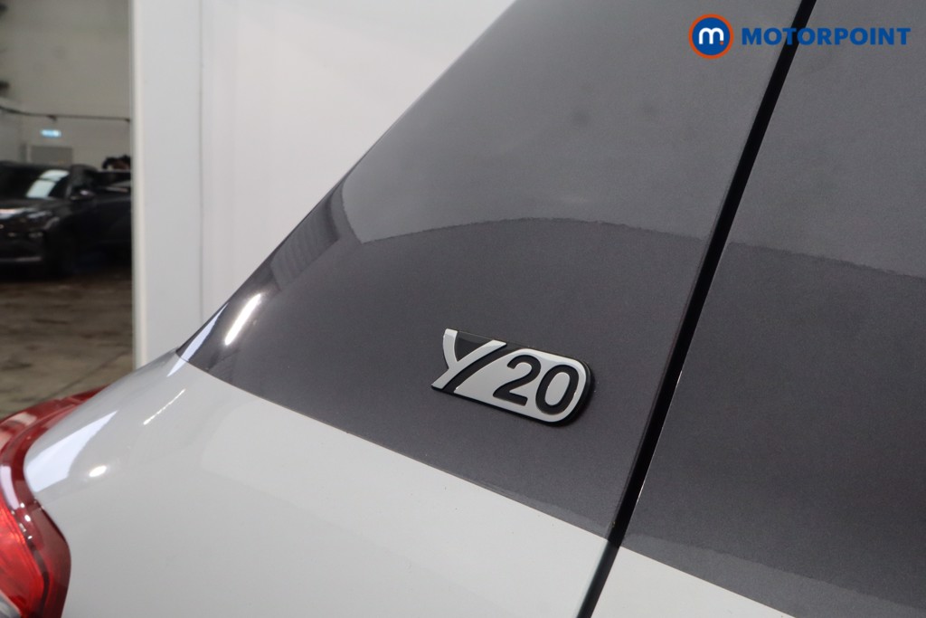 Used Toyota Yaris 2020 for sale - 77432025: Photo 36