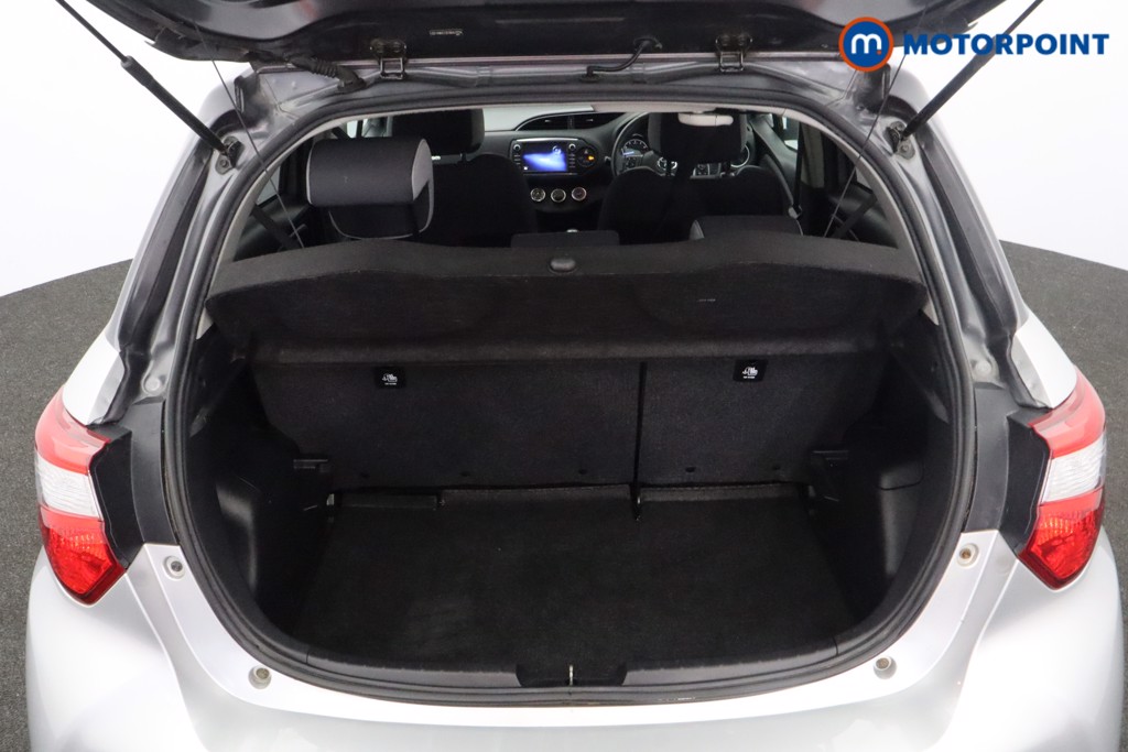 Used Toyota Yaris 2020 for sale - 77432025: Photo 43