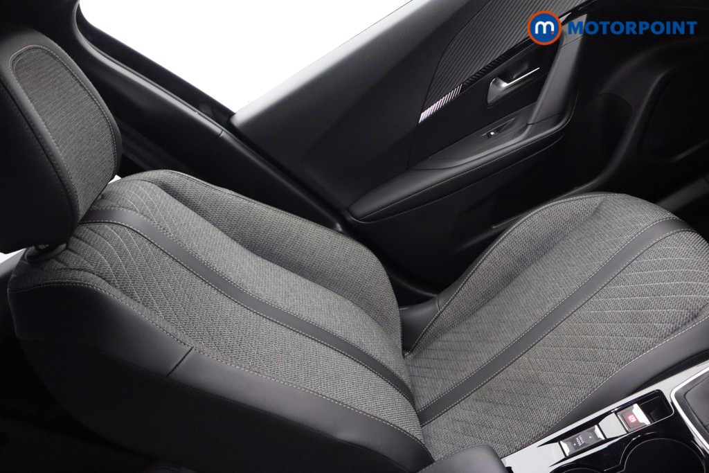 Used Peugeot 2008 2024 for sale - 76889975: Photo 25