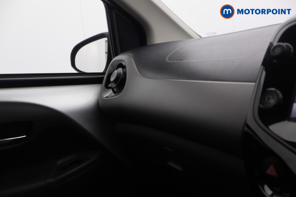 Used Peugeot 108 2018 for sale - 76162344: Photo 18