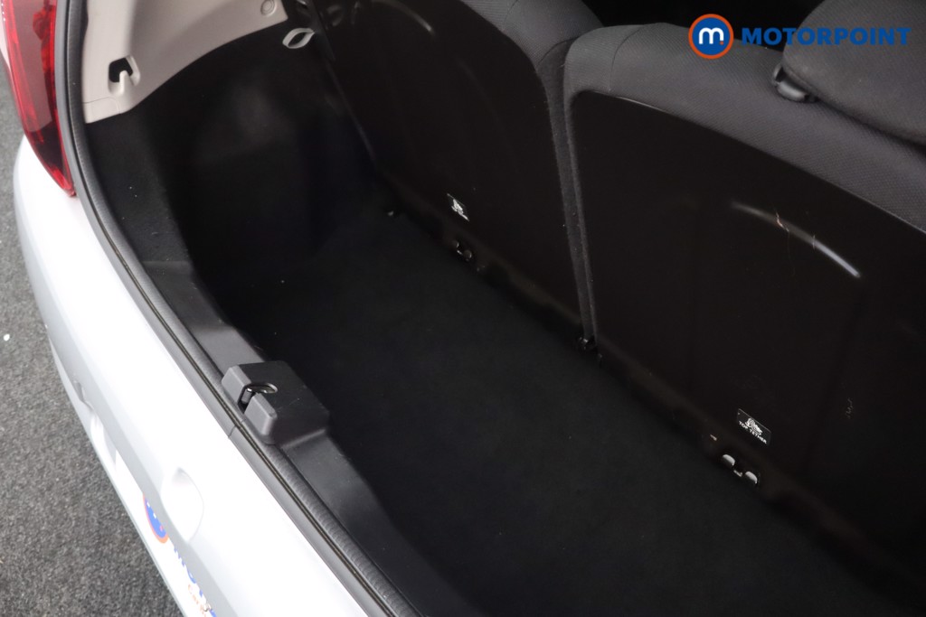 Used Peugeot 108 2018 for sale - 76162344: Photo 41