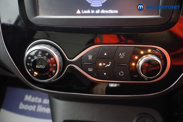 Used Renault Captur 2018 for sale - 76127777: Photo 15