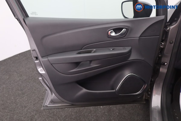 Used Renault Captur 2018 for sale - 76127777: Photo 26