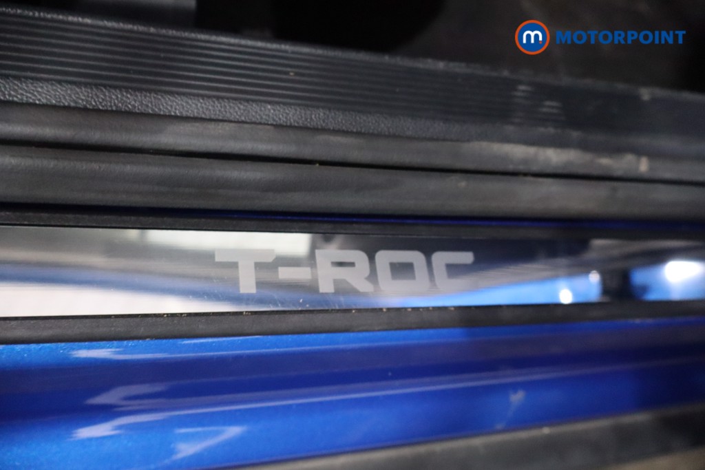 Used Volkswagen T-Roc 2022 for sale - 76494802: Photo 30