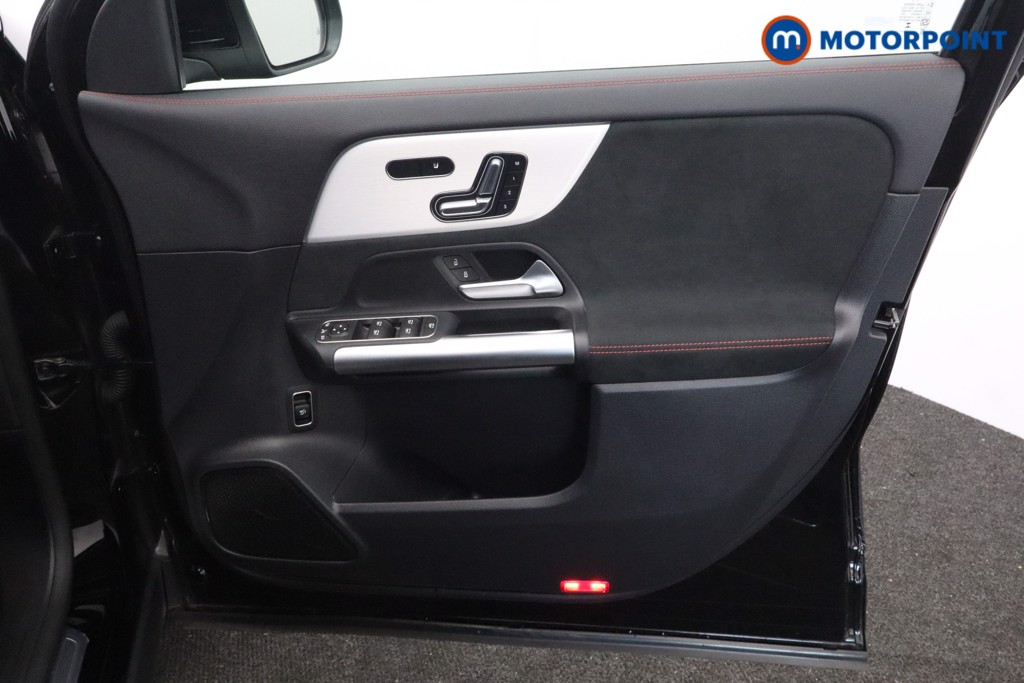 Used Mercedes-Benz EQA 2023 for sale - 76739066: Photo 27