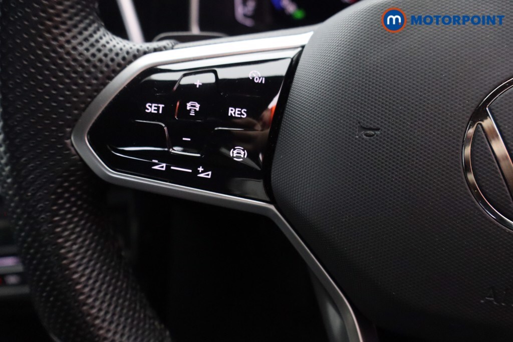 Used Volkswagen T-Roc 2023 for sale - 78078519: Photo 11