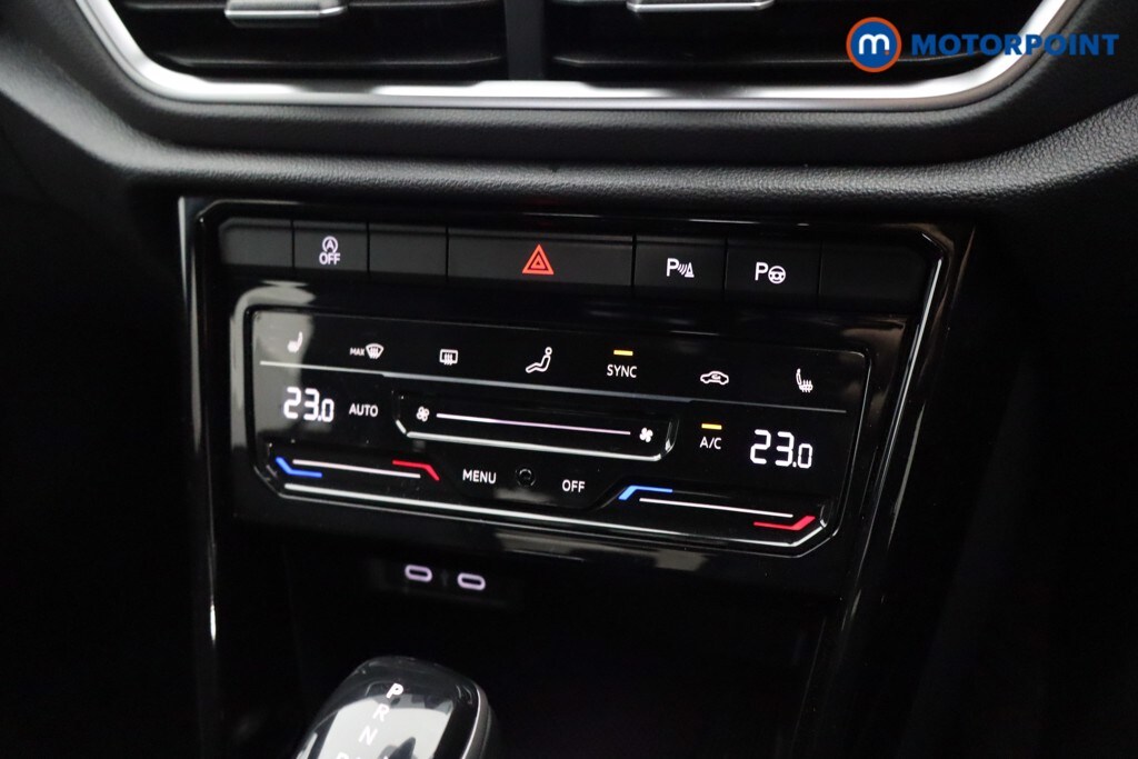 Used Volkswagen T-Roc 2023 for sale - 78078519: Photo 15