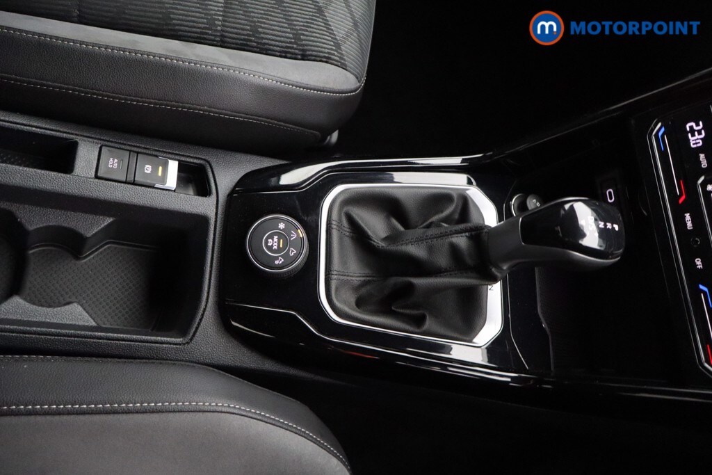 Used Volkswagen T-Roc 2023 for sale - 78078519: Photo 16