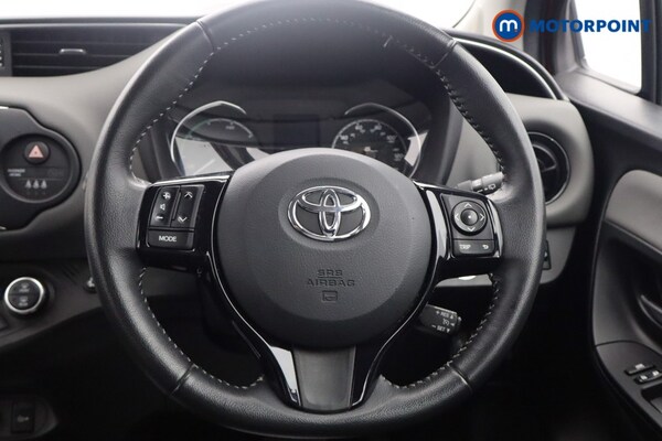 Used Toyota Yaris 2018 for sale - 75985438: Photo 11