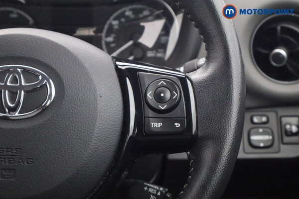 Used Toyota Yaris 2018 for sale - 75985438: Photo 23