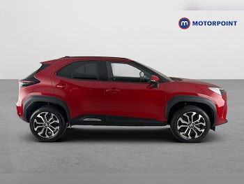 Used Toyota Yaris Cross 2023 for sale - 79220334: Photo