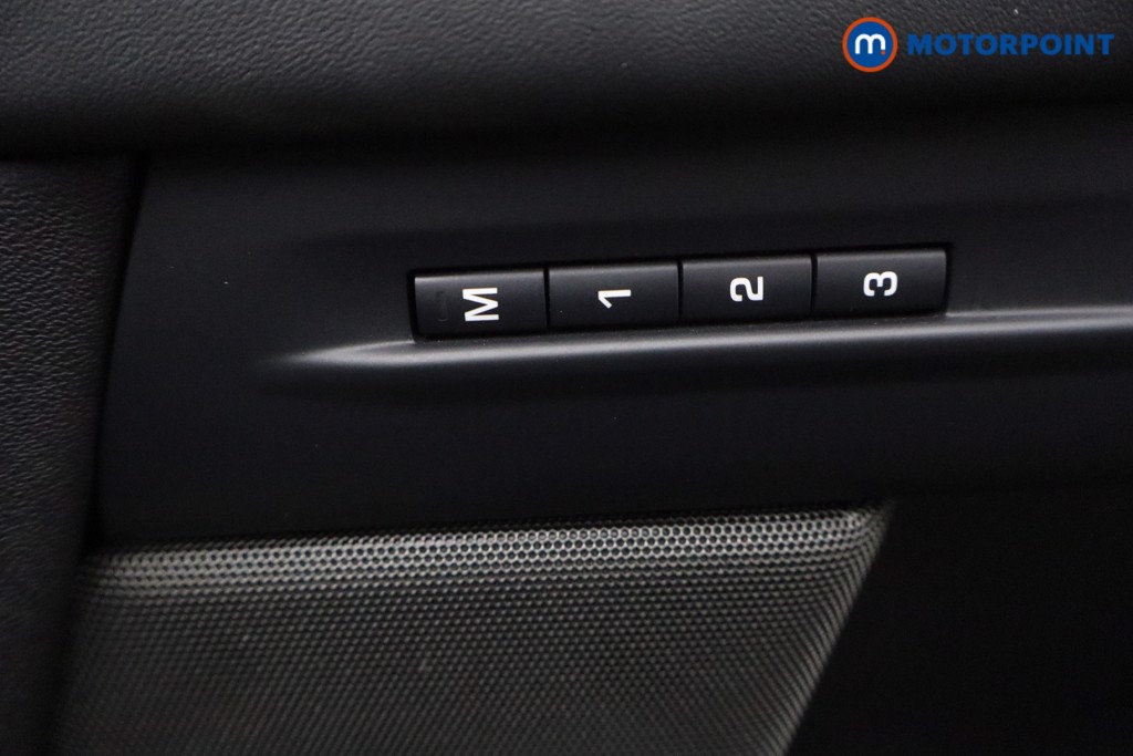 Used Land Rover Range Rover Evoque 2023 for sale - 77312802: Photo 31