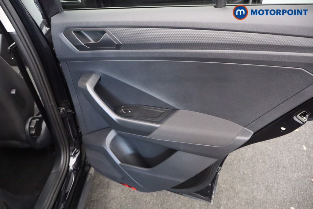 Used Volkswagen T-Roc 2024 for sale - 77171287: Photo 24