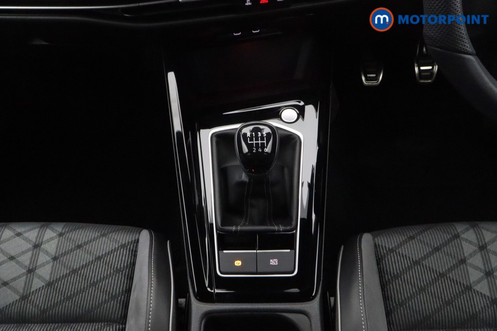 Used Volkswagen Golf 2024 for sale - 77641611: Photo 17