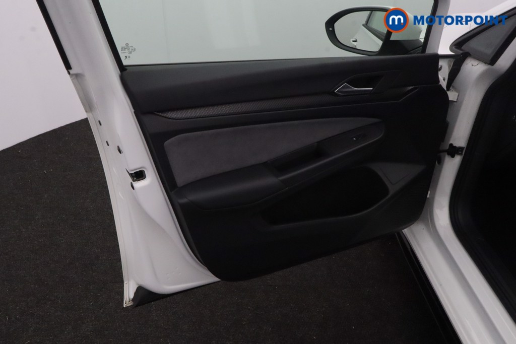 Used Volkswagen Golf 2024 for sale - 77641611: Photo 32