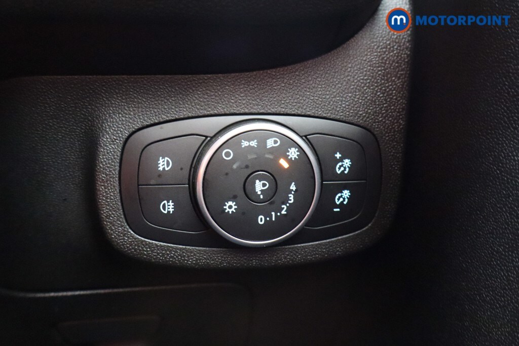 Used Ford Fiesta 2018 for sale - 76303396: Photo 14