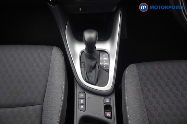 Used Toyota Yaris 2022 for sale - 76127825: Photo 15