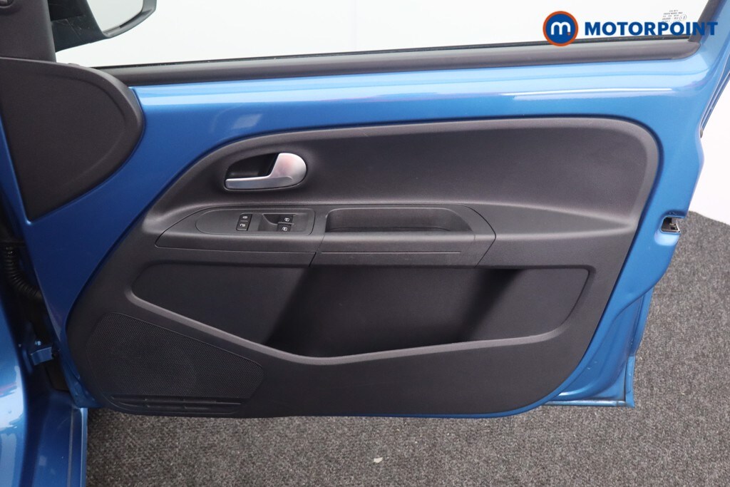 Used Volkswagen up! 2022 for sale - 76127802: Photo 17