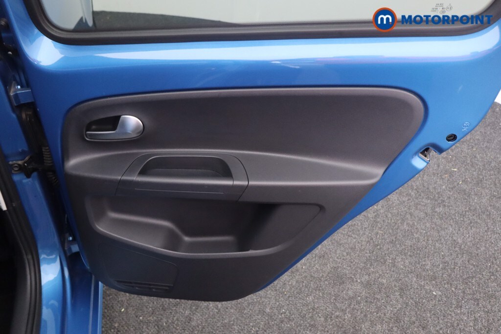 Used Volkswagen up! 2022 for sale - 76127802: Photo 23