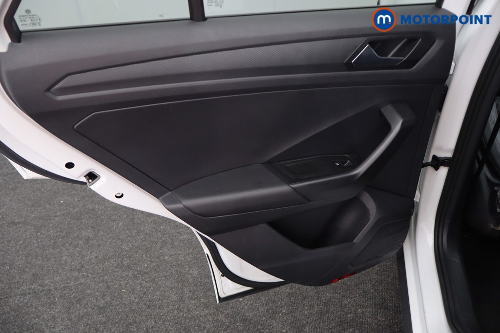 Used Volkswagen T-Roc for sale - 78109762: Photo 26