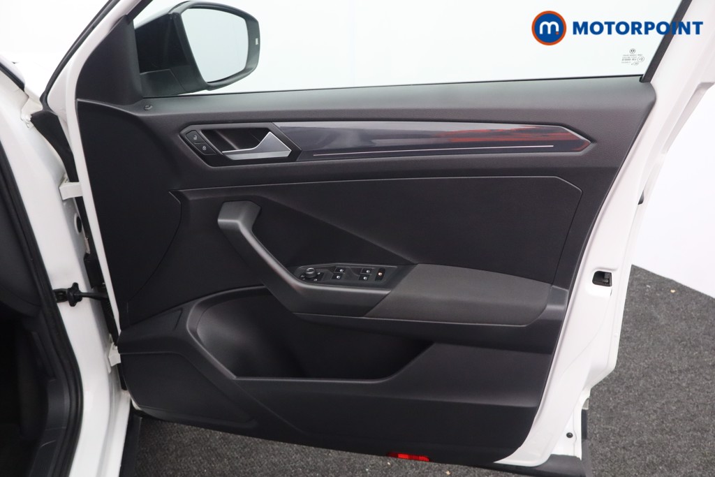 Used Volkswagen T-Roc 2019 for sale - 76534615: Photo 12