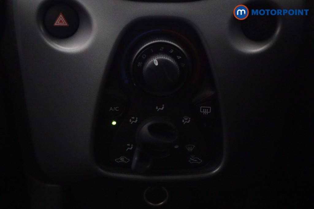 Used Toyota AYGO 2020 for sale - 76739038: Photo 11