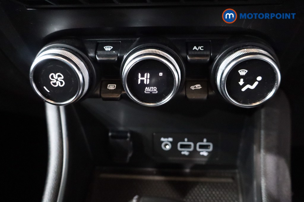 Used Renault Captur 2021 for sale - 76545655: Photo 25