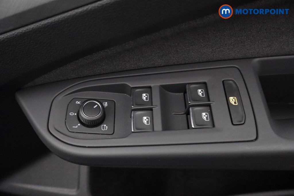 Used Volkswagen Golf 2025 for sale - 77275120: Photo 27