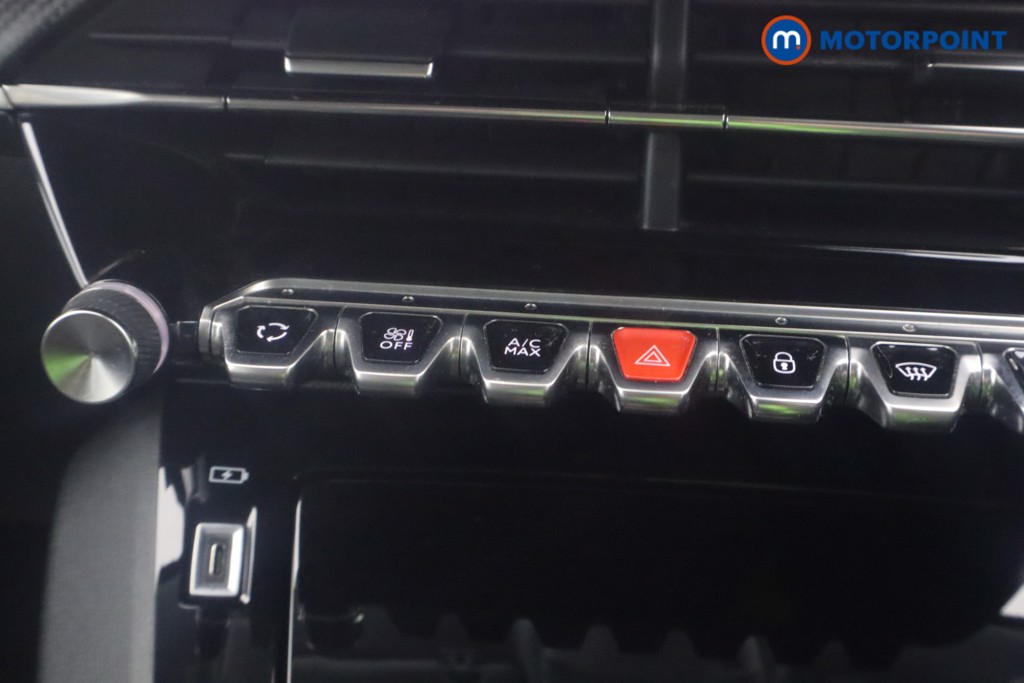 Used Peugeot 208 2021 for sale - 76933934: Photo 20