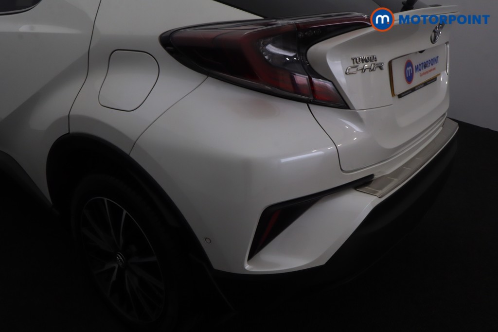 Used Toyota C-HR 2019 for sale - 77834573: Photo 43