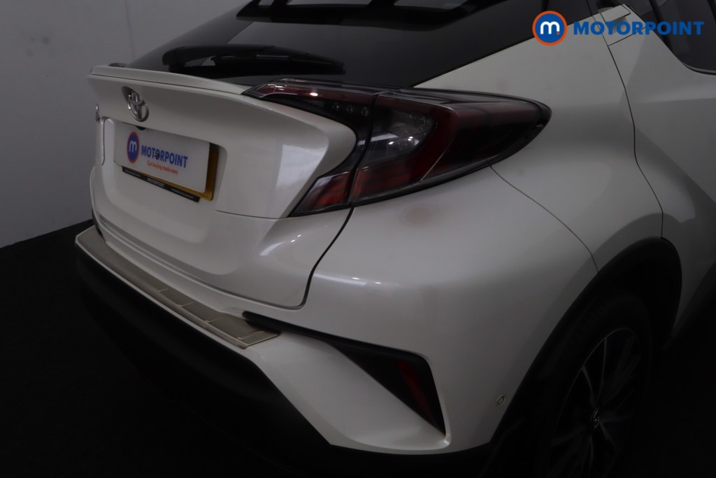 Used Toyota C-HR 2019 for sale - 77834573: Photo 44