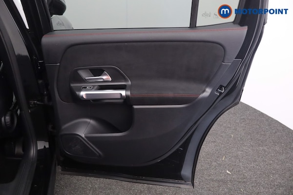 Used Mercedes-Benz GLB 2024 for sale - 76127755: Photo 26