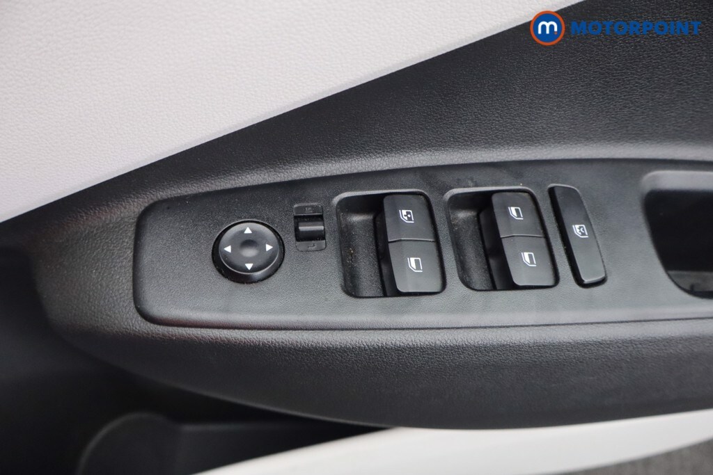 Used Hyundai i10 2023 for sale - 76554600: Photo 12