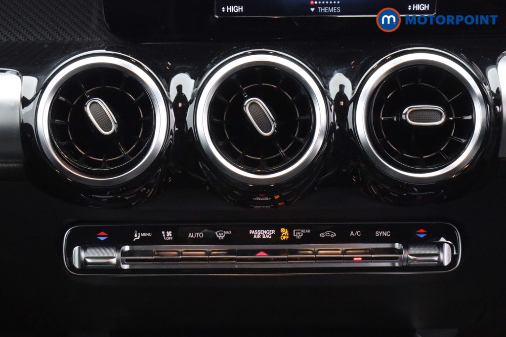 Used Mercedes-Benz GLB 2022 for sale - 77374041: Photo 11