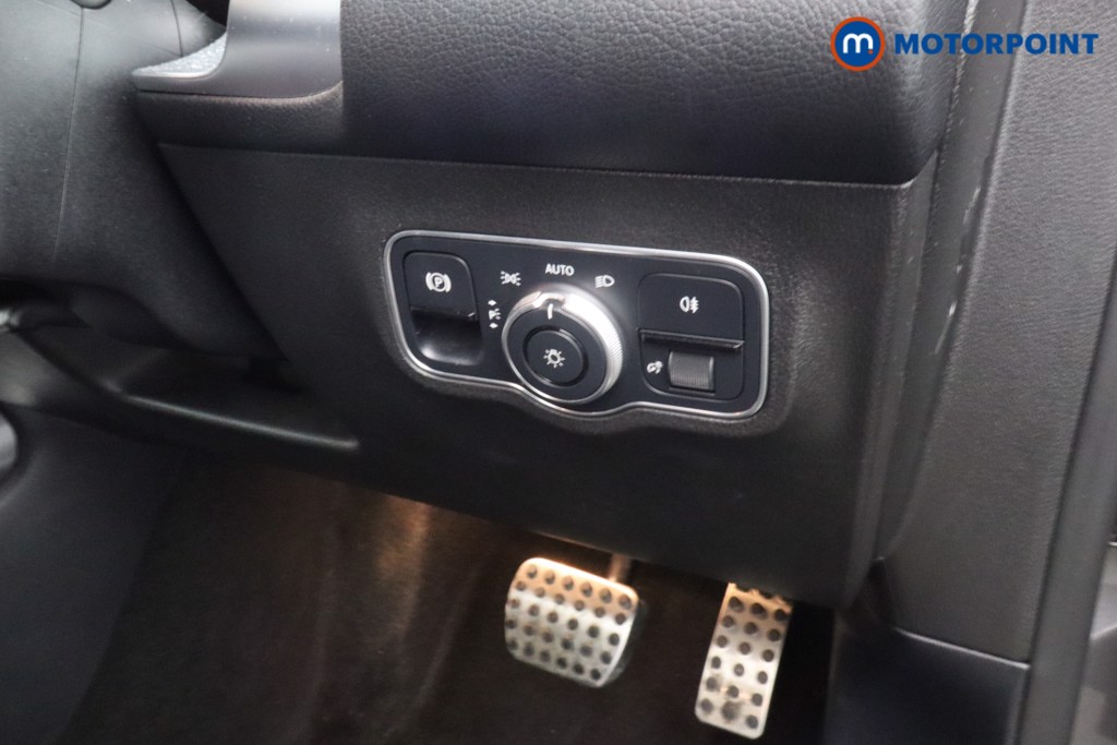 Used Mercedes-Benz GLB 2022 for sale - 77374041: Photo 27