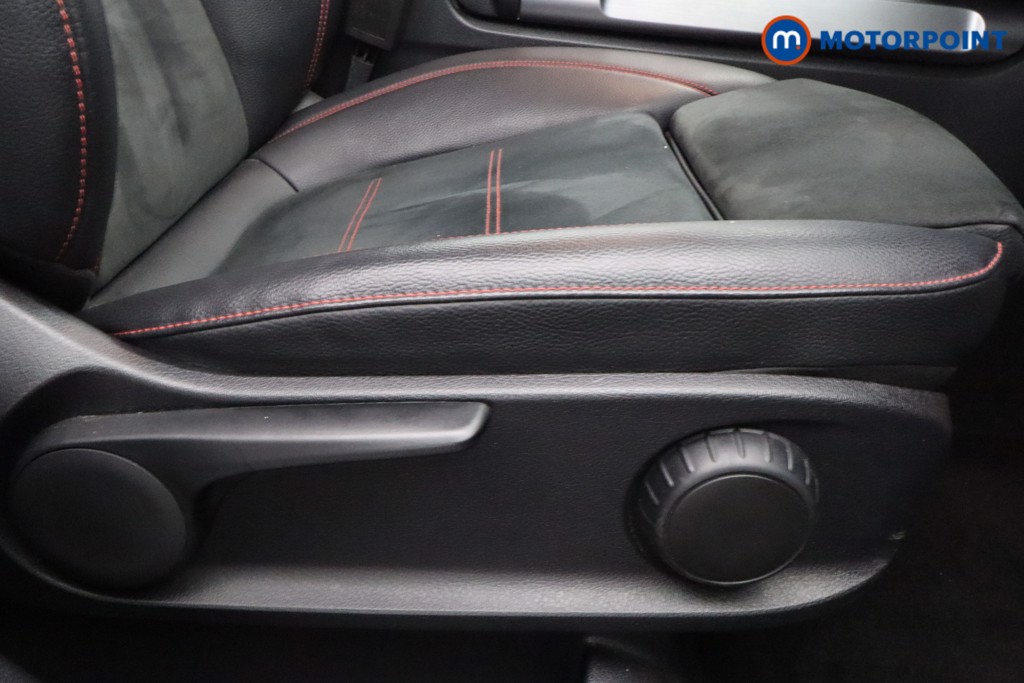 Used Mercedes-Benz GLB 2022 for sale - 77374041: Photo 29