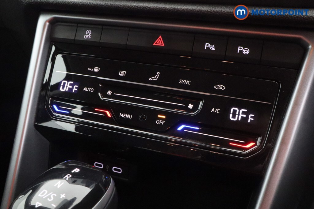 Used Volkswagen T-Roc 2022 for sale - 76641228: Photo 16