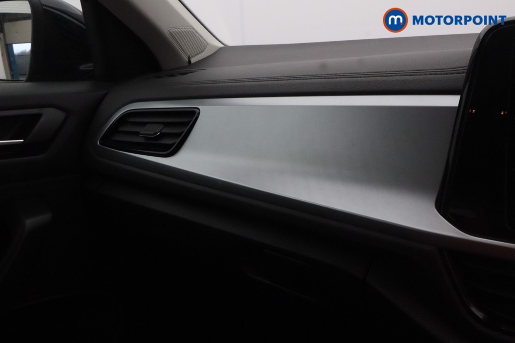 Used Volkswagen T-Roc 2022 for sale - 76641228: Photo 18