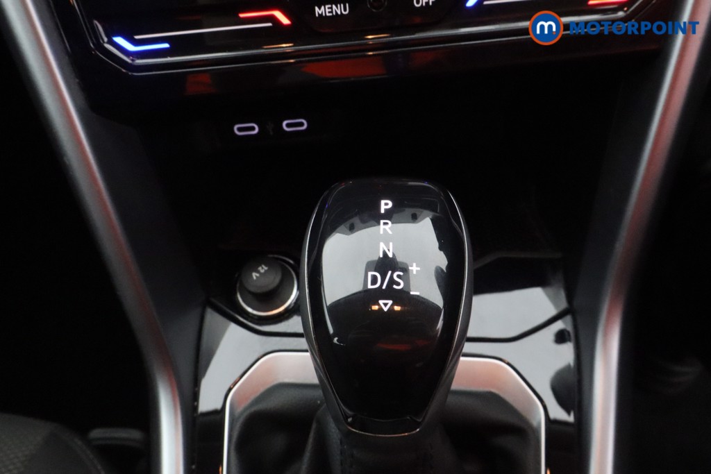 Used Volkswagen T-Roc 2022 for sale - 76641228: Photo 37