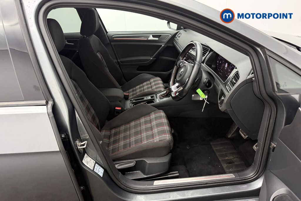 Used Volkswagen Golf 2019 for sale - 76394533: Photo 25